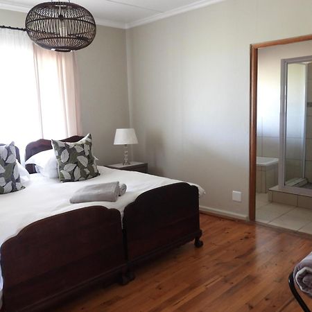 The Ranch House At African Safari Lodge Grahamstown Bagian luar foto