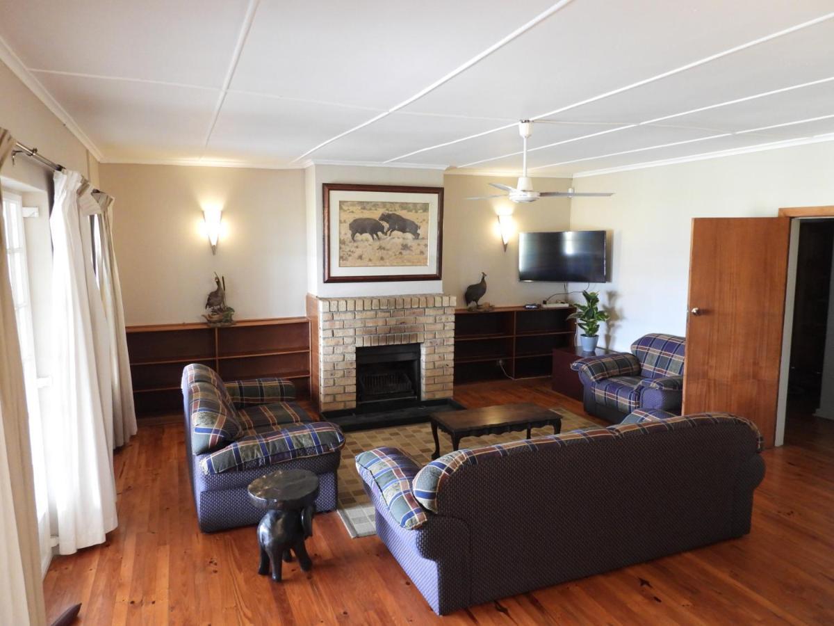 The Ranch House At African Safari Lodge Grahamstown Bagian luar foto
