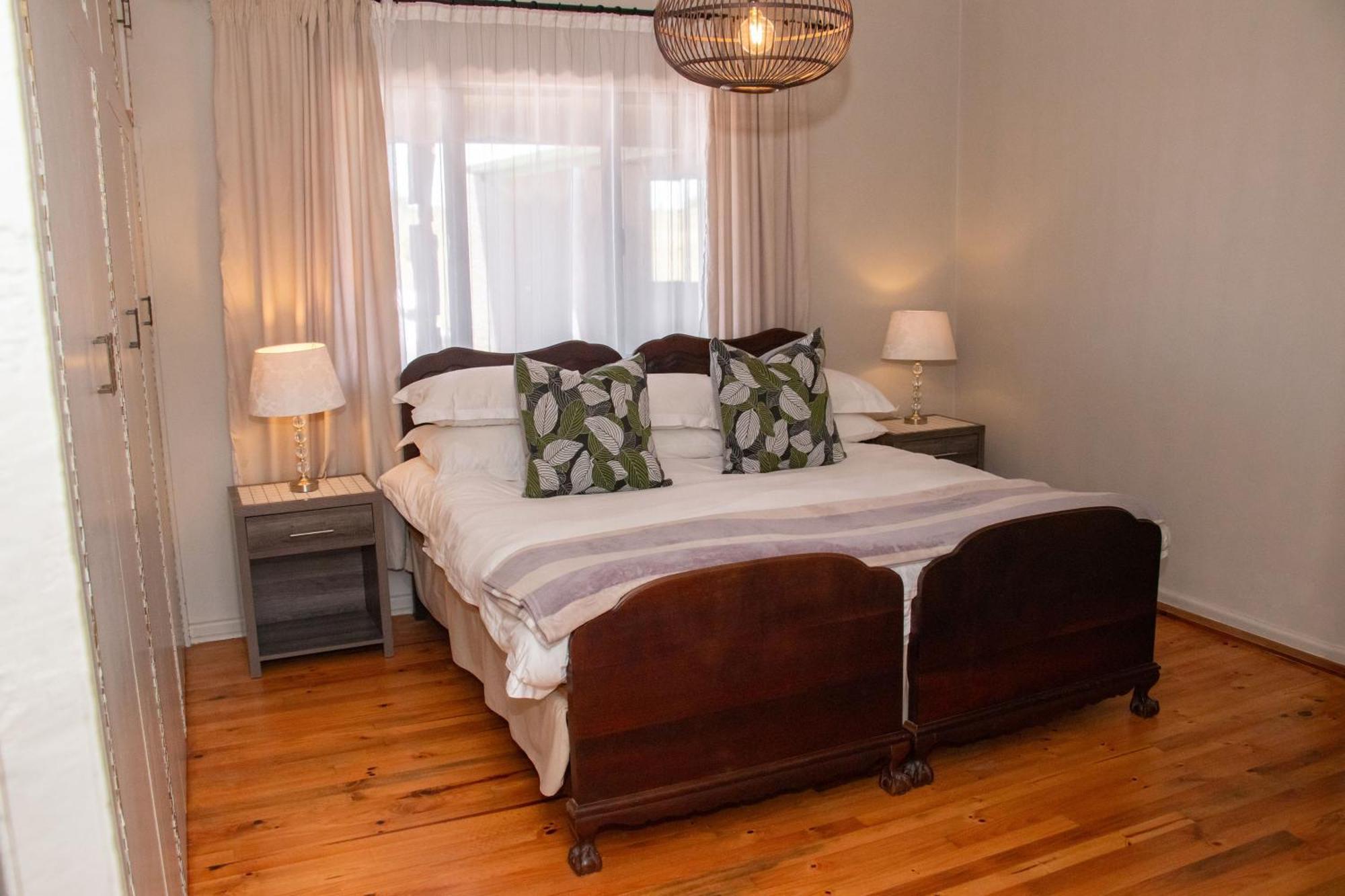The Ranch House At African Safari Lodge Grahamstown Bagian luar foto